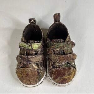 RealTree Camo Infant Sneakers Size 3‎